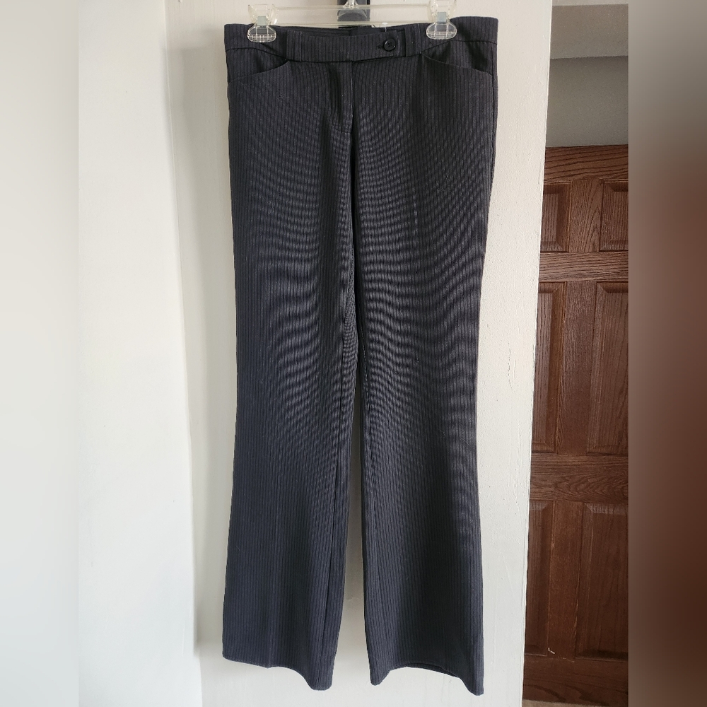 Classic Gray Pinstripe TrousersThe Limited Collection Pants Women Size 4R Gray D